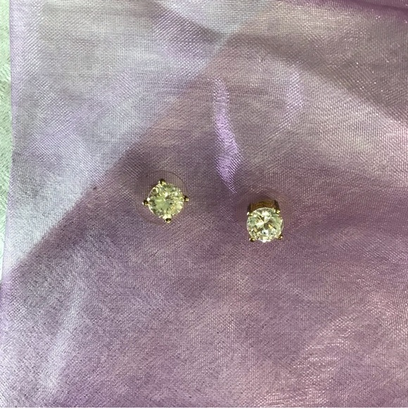 FAUX diamond studs 4 prong gold setting original generic back stone is 1/4” - Picture 2 of 2